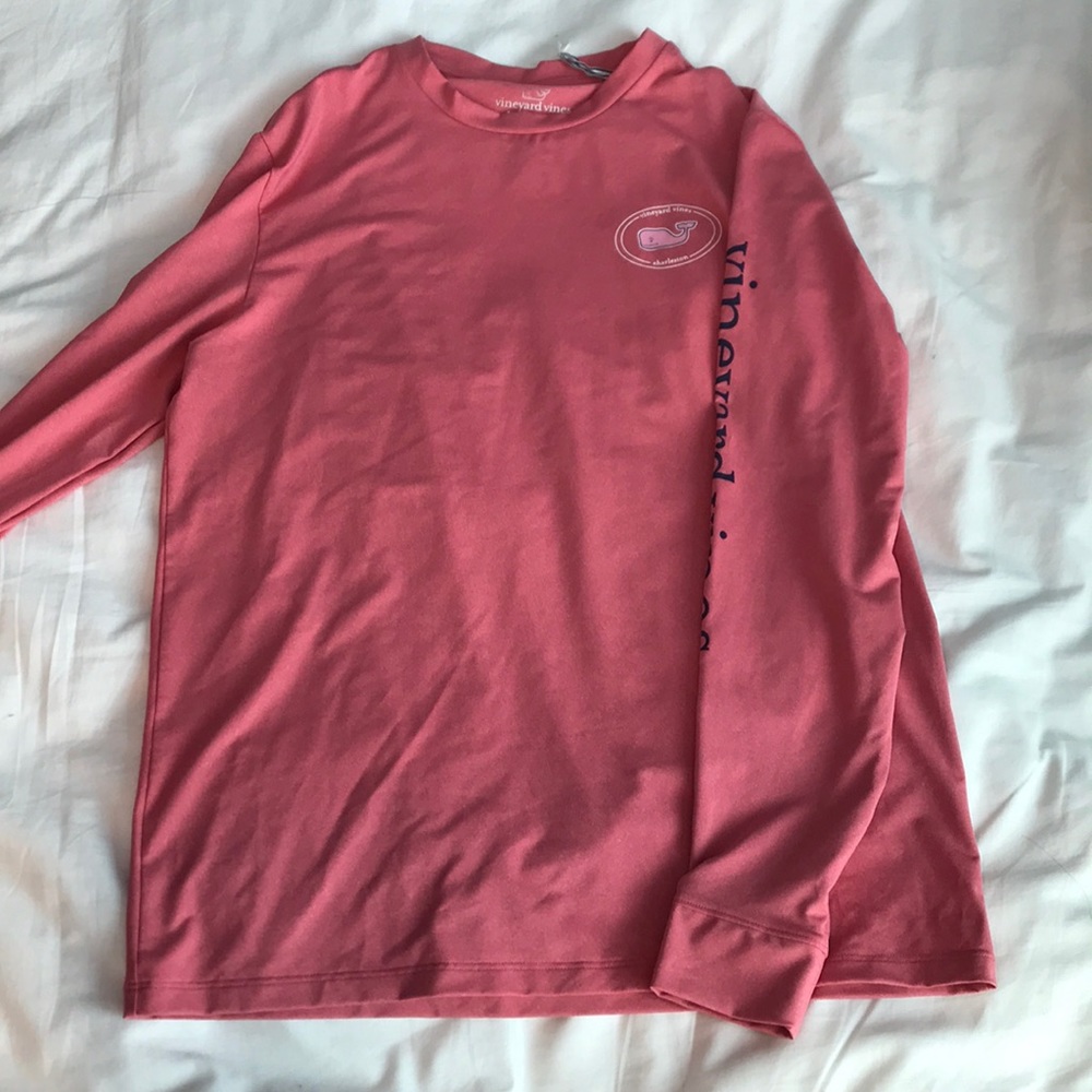 Vineyard vines, 90% polyester, 10% spandex